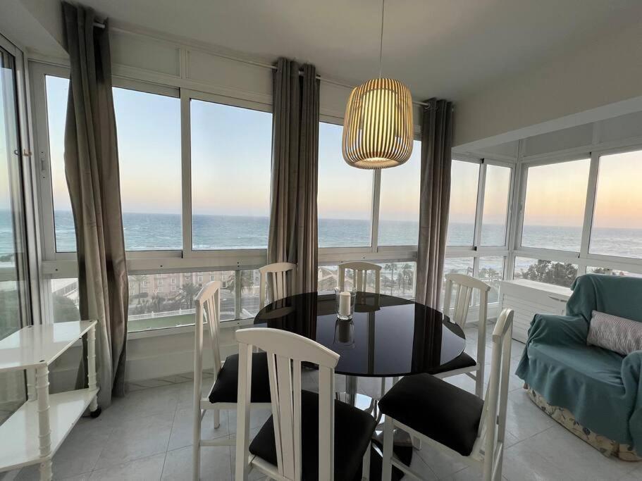 Apartmán El Cisne En La Playa Benalmádena Exteriér fotografie